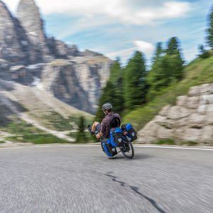 SMGte - Downhill.jpg